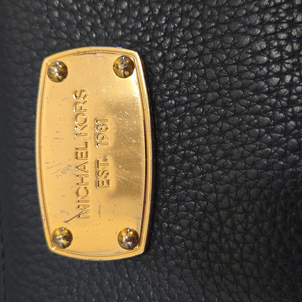 Michael Kors Navy Leather Wristlet Wallet with Gold Accents - Picture 2 of 9